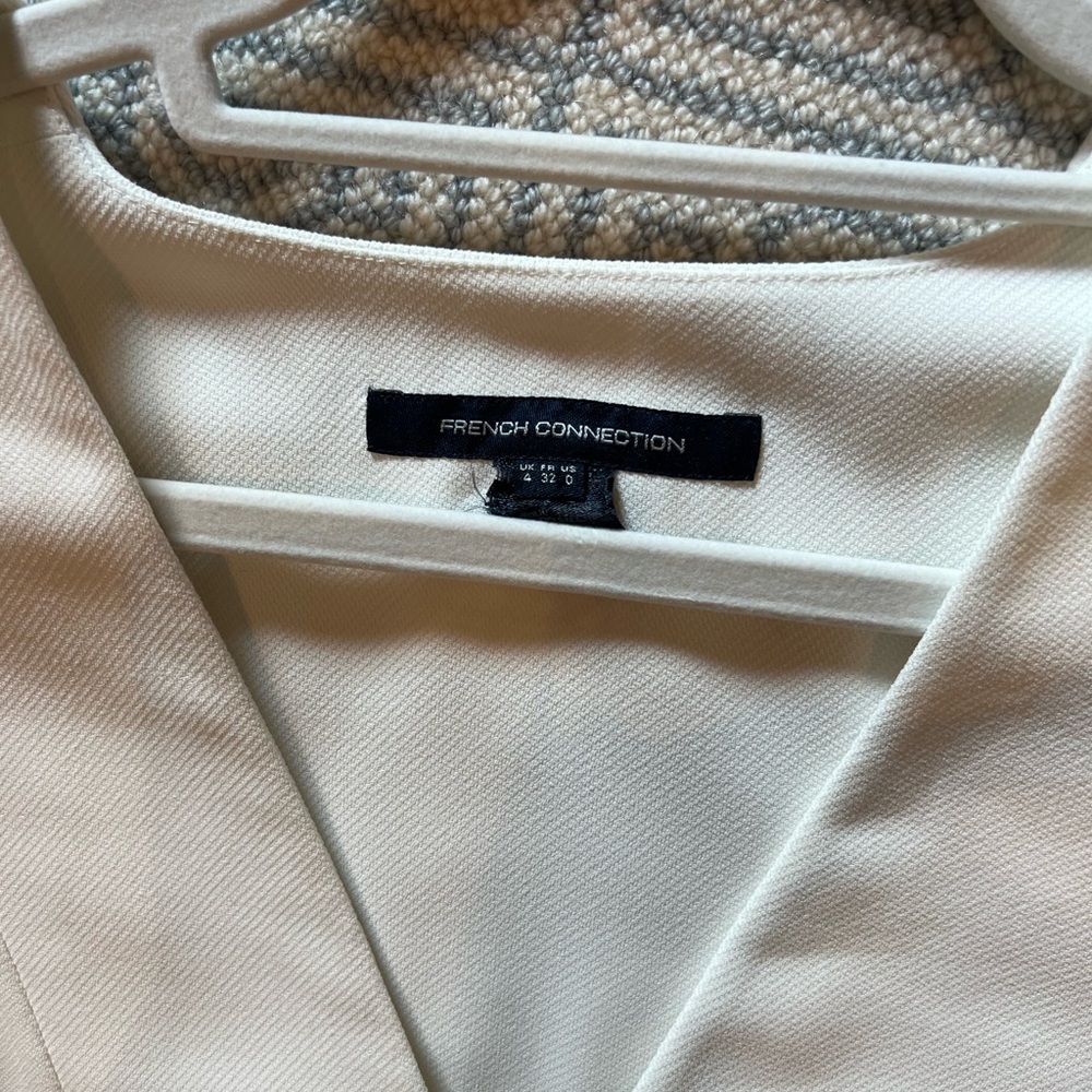 French Connection Blouse - Picture 7 of 7
